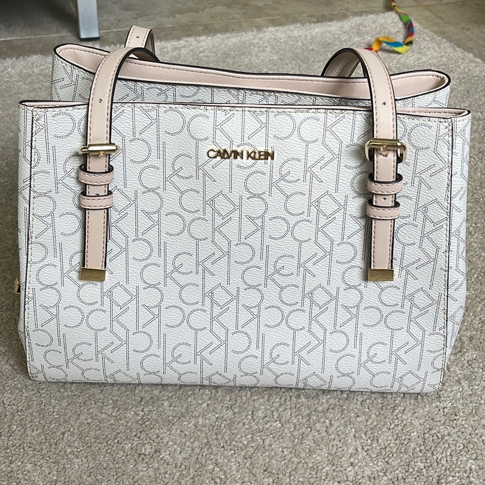 Calvin klein white and pink shoulder purse